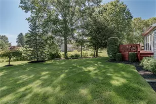 9185 Stonebriar Ln, North Ridgeville, OH 44039 - Photo 46