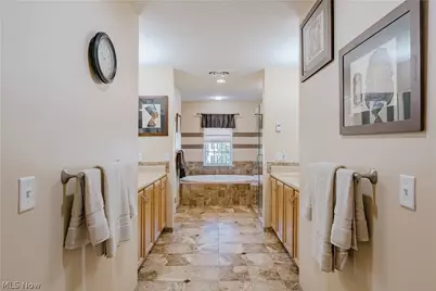 9185 Stonebriar Lane, North Ridgeville, OH 44039 - Photo 26