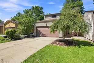 9805 Country Scene Ln, Mentor, OH 44060 - Photo 2