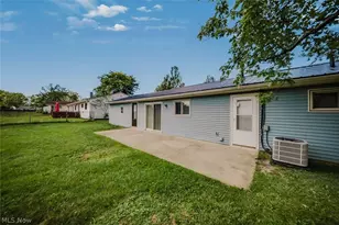 24360 Uppingham Rd, Huber Heights, OH 44146 - Photo 22