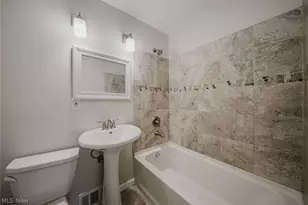 24360 Uppingham Rd, Huber Heights, OH 44146 - Photo 12