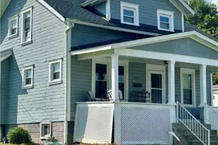 134 N Market St, St Clairsville, OH 43950 - Photo 2