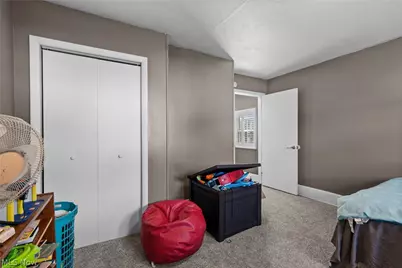 226 W 42nd Street, Shadyside, OH 43947 - Photo 14