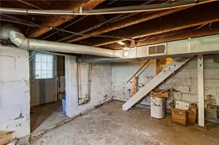 226 W 42nd St, Shadyside, OH 43947 - Photo 20