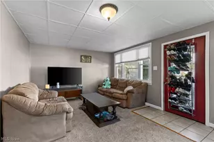 226 W 42nd St, Shadyside, OH 43947 - Photo 4