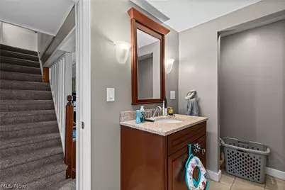 226 W 42nd Street, Shadyside, OH 43947 - Photo 12