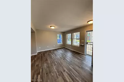7725 Colgate Avenue, Loveland, OH 44102 - Photo 6