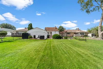 829 Elmwood Avenue, Wickliffe, OH 44092 - Photo 40