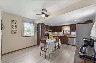 829 Elmwood Ave, Wickliffe, OH 44092 - Photo 8