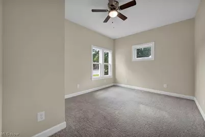 903 W 58th Street, Ashtabula, OH 44004 - Photo 18