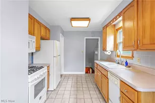 5721 Delora Ave, Loveland, OH 44144 - Photo 12