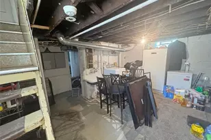 950 Snyder St, Akron, OH 44307 - Photo 12