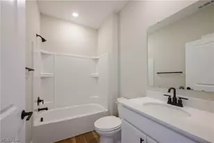 23864 Heatherstone Trl, Columbia Station, OH 44028 - Photo 16