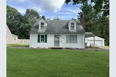 2224 Coral Sea, Youngstown, OH 44511 - Photo 1