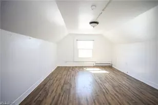 559 E Exchange St, Akron, OH 44306 - Photo 10