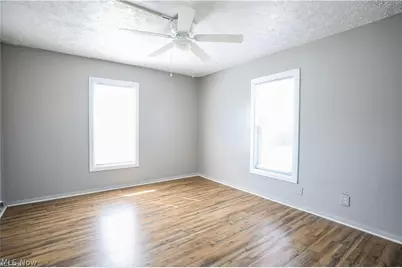 559 E Exchange Street, Akron, OH 44306 - Photo 16