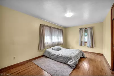 1011 39th Street NE, Canton, OH 44714 - Photo 12