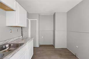 477 E 148th St, Loveland, OH 44110 - Photo 10