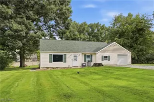 1057 Center Rd, Clinton, OH 44216 - Photo 2