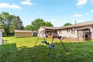 12534 Springwater Ave NW, Uniontown, OH 44685 - Photo 2