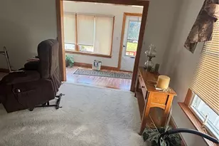180 Reed Ave, Campbell, OH 44405 - Photo 8
