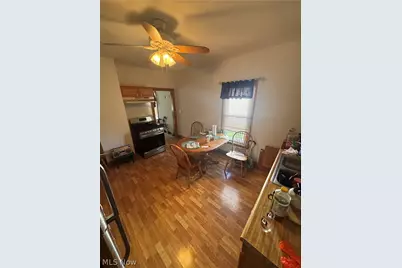 180 Reed Avenue, Campbell, OH 44405 - Photo 6