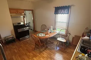 180 Reed Ave, Campbell, OH 44405 - Photo 6
