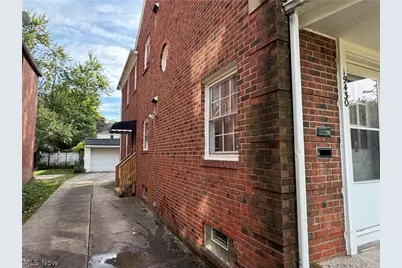 19430 Winslow Road, Huber Heights, OH 44122 - Photo 2