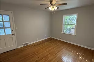 19430 Winslow Rd, Huber Heights, OH 44122 - Photo 10