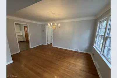 19430 Winslow Road, Huber Heights, OH 44122 - Photo 6
