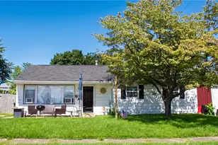 2657 22nd St NE, Canton, OH 44705 - Photo 1