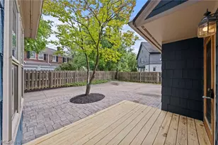 2920 Huntington Rd, Huber Heights, OH 44120 - Photo 30