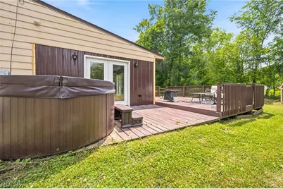 8160 Joyce Road, Grandview Heights, OH 44147 - Photo 36