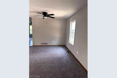 10011 Hulda Avenue, Loveland, OH 44104 - Photo 4