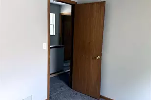 10011 Hulda Ave, Loveland, OH 44104 - Photo 24