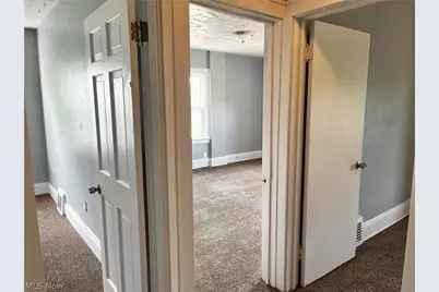 681 Moreley Avenue, Akron, OH 44320 - Photo 10