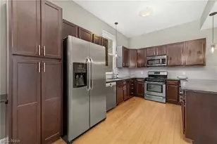5512 St Stephens Ct, Loveland, OH 44102 - Photo 12