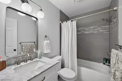 38408 Piccadilly Square, Willoughby, OH 44094 - Photo 26
