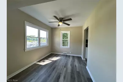126 Ohio Street, Mingo Junction, OH 43938 - Photo 2
