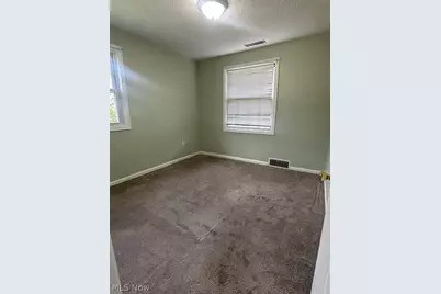 550 Upton Avenue, Akron, OH 44310 - Photo 8