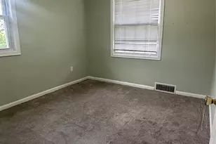 550 Upton Ave, Akron, OH 44310 - Photo 8