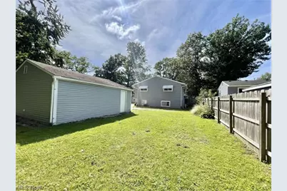 4885 Lear Nagle Road, North Ridgeville, OH 44039 - Photo 24