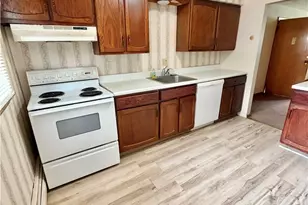 320 E Chestnut St, Lisbon, OH 44432 - Photo 6