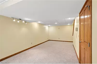 3715 Greenbriar Drive, Zanesville, OH 43701 - Photo 38