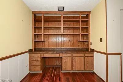 879 Hampton Ridge Drive, Akron, OH 44313 - Photo 14