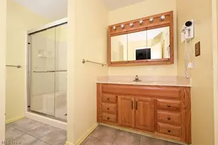 879 Hampton Ridge Dr, Akron, OH 44313 - Photo 22