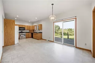 9802 Sharrott Rd, Poland, OH 44514 - Photo 6