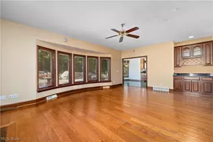 6232 Oak Point, Lorain, OH 44053 - Photo 10