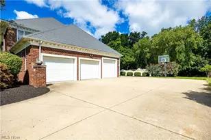 6232 Oak Point, Lorain, OH 44053 - Photo 40