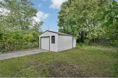 17419 Lotus Drive, Loveland, OH 44128 - Photo 34